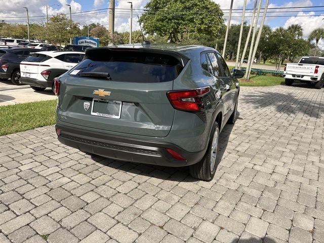 2025 Chevrolet Trax LS