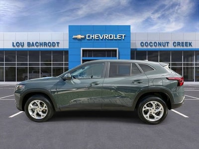 2025 Chevrolet Trax LS