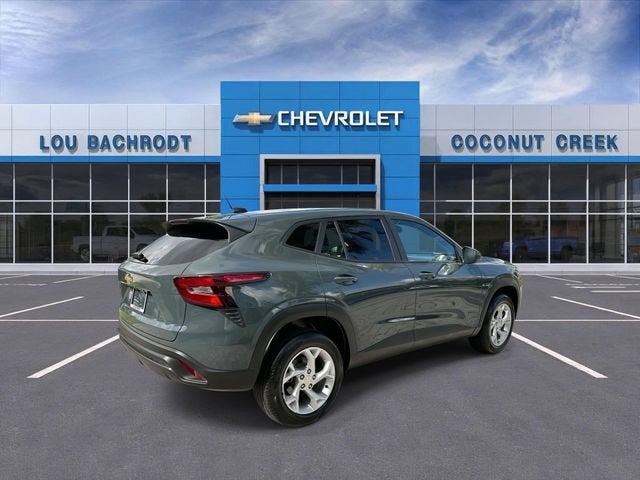 2025 Chevrolet Trax LS