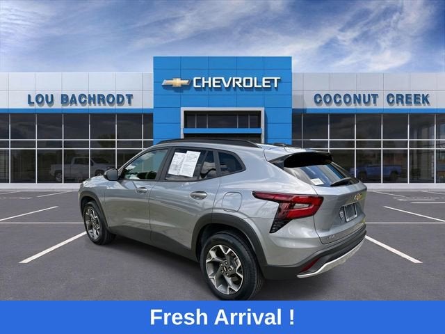 2024 Chevrolet Trax LT - Photo 6