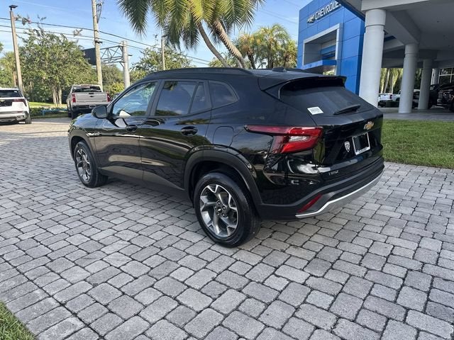 2024 Chevrolet Trax LT