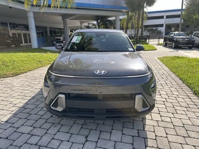 2024 Hyundai Kona SE