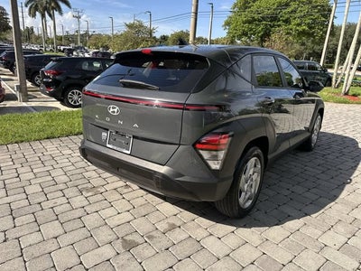 2024 Hyundai Kona SE
