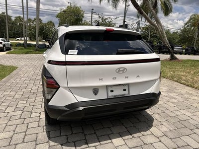 2025 Hyundai Kona SEL