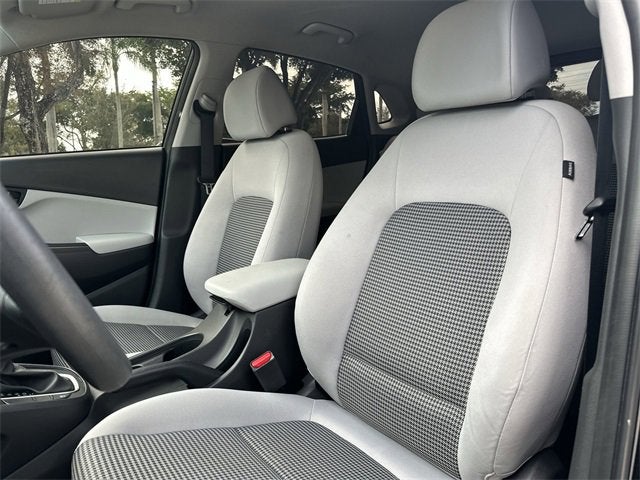 2023 Hyundai Kona SE