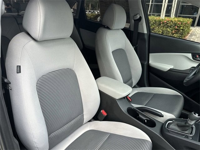 2023 Hyundai Kona SE