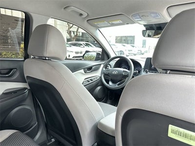 2023 Hyundai Kona SE