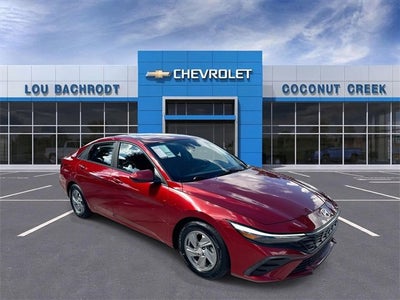 2024 Hyundai Elantra SE