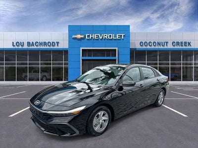 2024 Hyundai Elantra SE