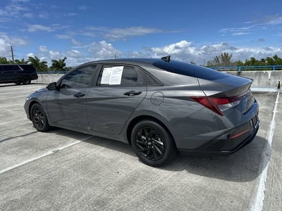 2024 Hyundai Elantra SEL