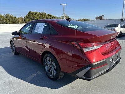 2024 Hyundai Elantra SEL