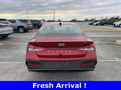 2024 Hyundai Elantra SEL