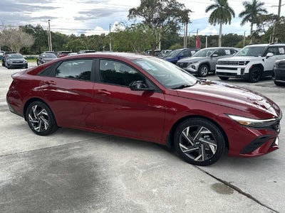 2025 Hyundai Elantra SEL Sport