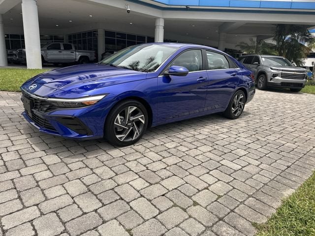 2025 Hyundai Elantra Hybrid Limited