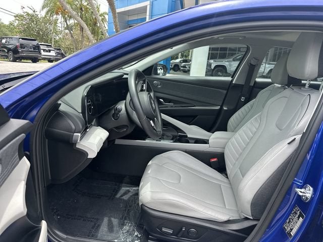 2025 Hyundai Elantra Hybrid Limited
