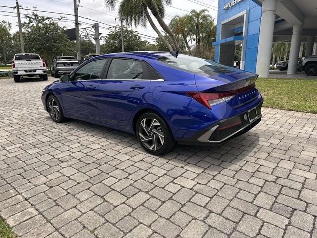 2025 Hyundai Elantra Hybrid Limited