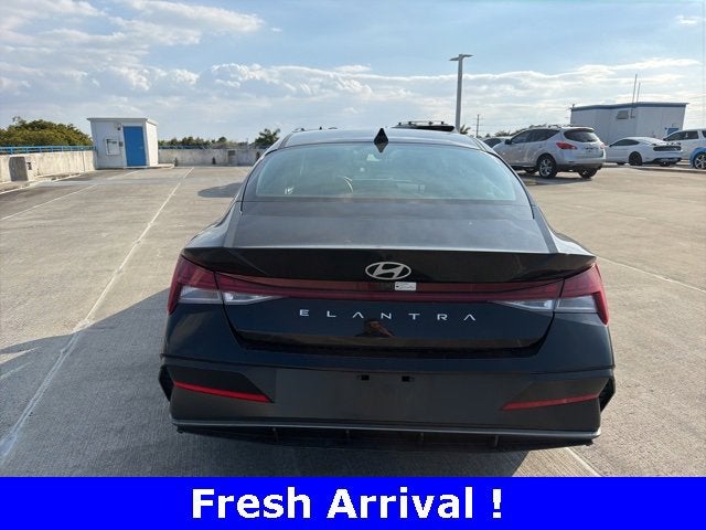 2025 Hyundai Elantra SEL Convenience