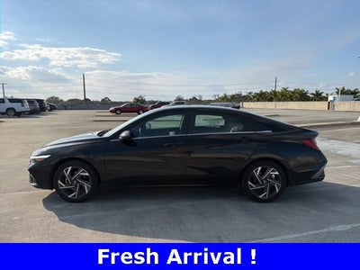 2025 Hyundai Elantra SEL Convenience