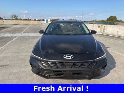 2025 Hyundai Elantra SEL Convenience