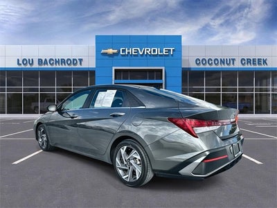 2025 Hyundai Elantra SEL Convenience