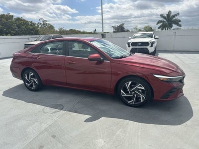 2025 Hyundai Elantra SEL Convenience