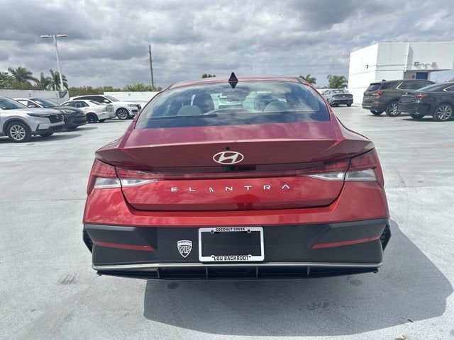 2025 Hyundai Elantra SEL Convenience