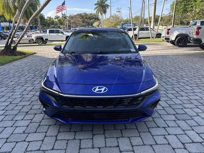 2025 Hyundai Elantra SEL Convenience