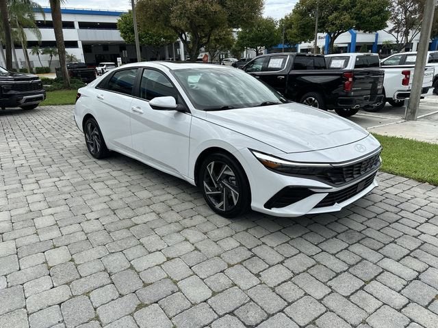 2025 Hyundai Elantra SEL Convenience