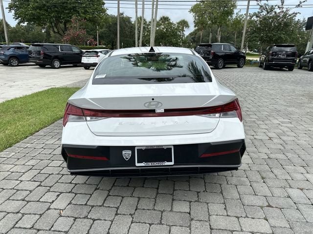2025 Hyundai Elantra SEL Convenience