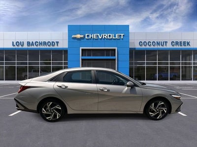 2025 Hyundai Elantra SEL Convenience