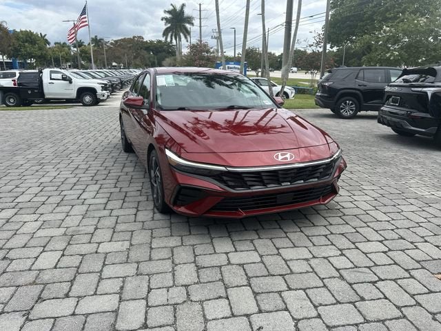 2025 Hyundai Elantra SEL Convenience