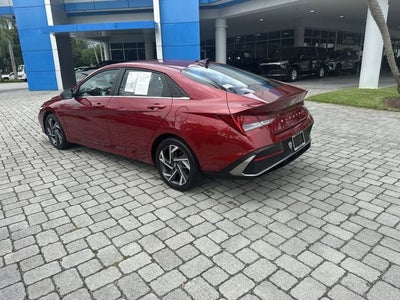 2025 Hyundai Elantra SEL Convenience