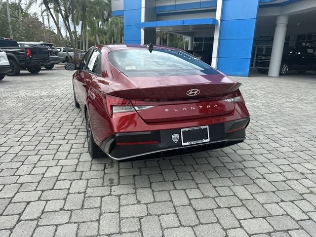 2025 Hyundai Elantra SEL Convenience