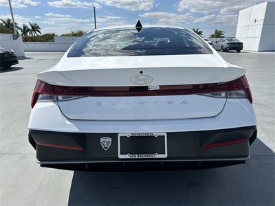 2025 Hyundai Elantra SEL Convenience