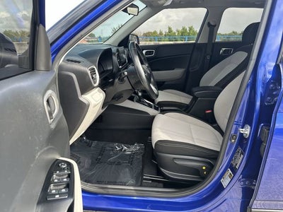 2023 Hyundai Venue SEL