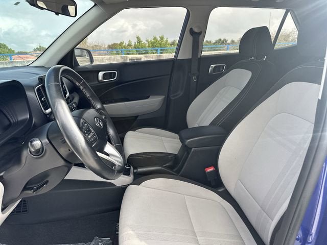2023 Hyundai Venue SEL
