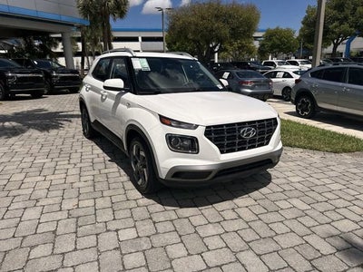 2025 Hyundai Venue SEL