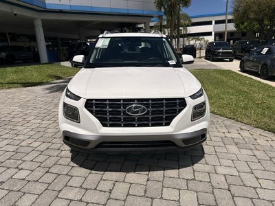 2025 Hyundai Venue SEL