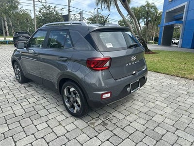 2025 Hyundai Venue SEL