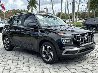 2025 Hyundai Venue SEL