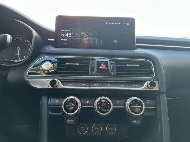 2023 Genesis G70 2.0T