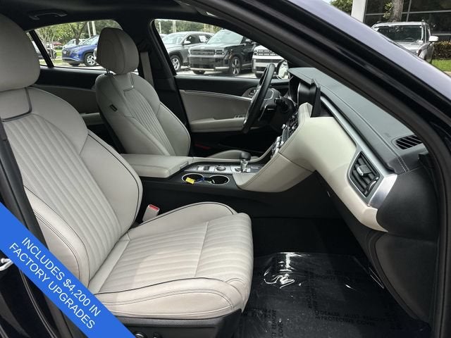 2023 Genesis G70 2.0T
