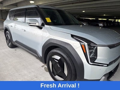 2024 Kia EV9 Light Long Range