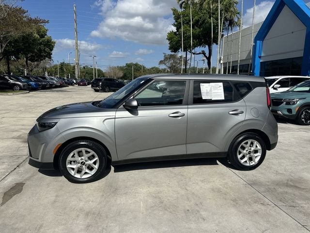 2024 Kia Soul LX