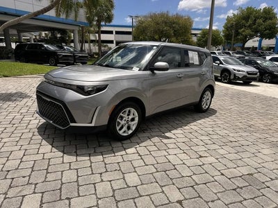 2024 Kia Soul LX