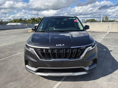 2024 Kia Carnival LX