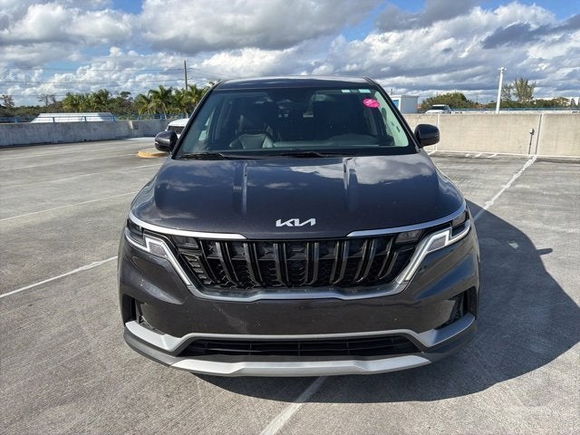 2024 Kia Carnival LX