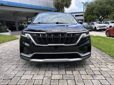2024 Kia Carnival LX
