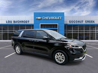 2024 Kia Carnival LX
