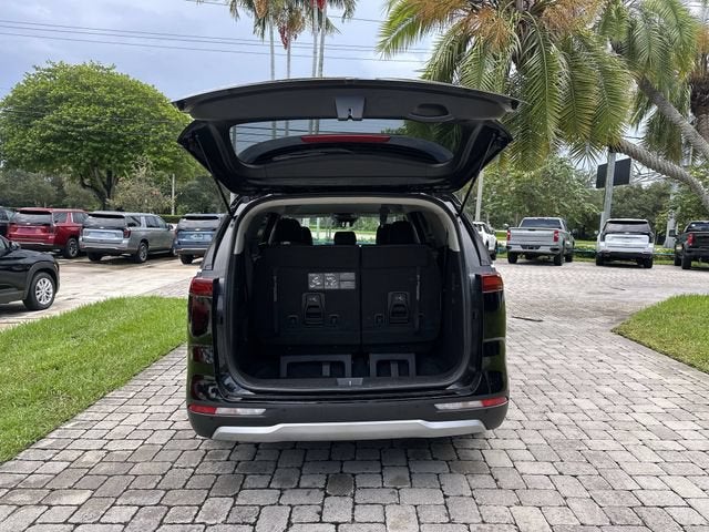 2024 Kia Carnival LX